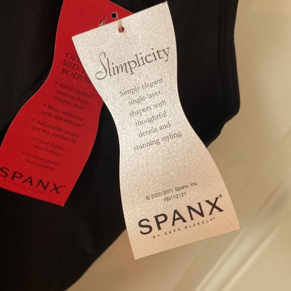 NWT SPANX Open Bust Suit, Simplicity Slimming Essentials, 1X, 76% Nylon, 24% - Picture 5 of 7
